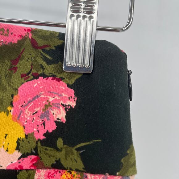 Trashy Diva High Waisted Straight Skirt Sz 8 Black Floral Print Midi Retro - Picture 3 of 5